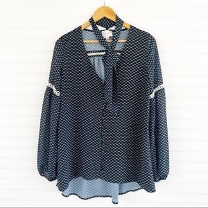 IXIAH Women Black Long Sleeve Blouse attached neck bowtie Size 6